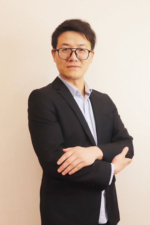 凤县李林科 本科学历,毕业于西安石油大学
