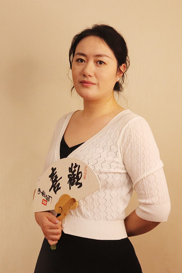 凤县石亚利 研究生学历,毕业于陕西师范大学