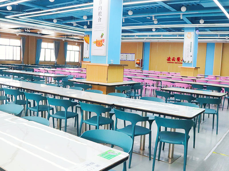 凤县学生餐厅